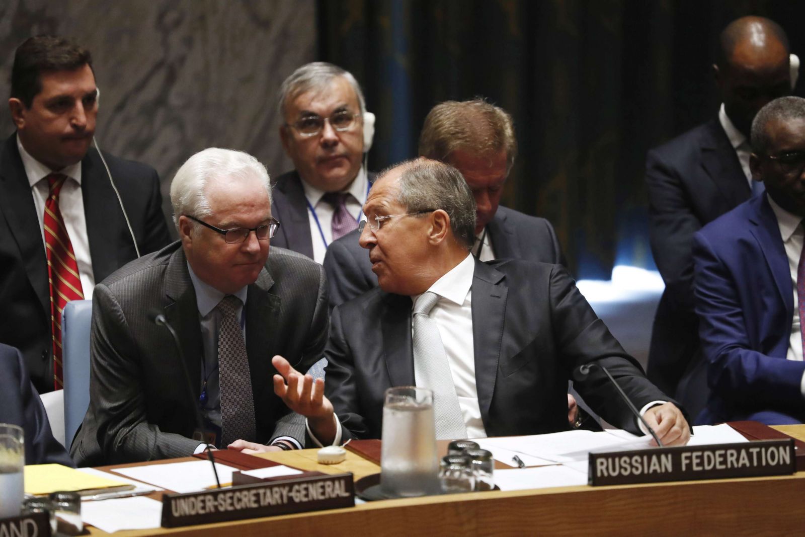 لافروف غاضبًا في مجلس الأمن بالأمس (رويترز)