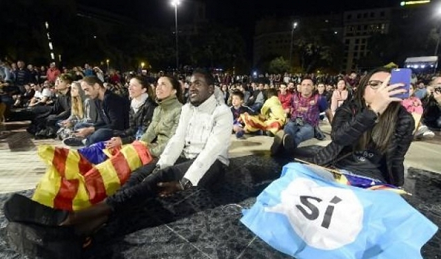 استفتاء كتالونيا: 761 مصابًا وترقب النتائج بعد إغلاق الصناديق