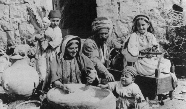 نقاش مقال: دور العائلة الفلسطينية في الحفاظ على الهوية | جامعة بيرزيت