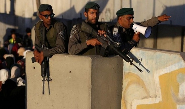 الاحتلال يتراجع: السماح للعمال الفلسطينيين بالعمل خلال 