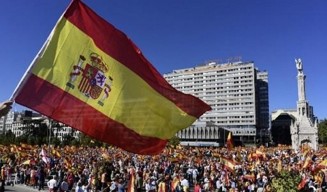 أزمة كاتالونيا: آلالاف يتظاهرون دعما للمباحثات والحل الدبلوماسي