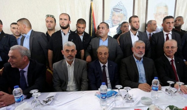 وفدا حماس وفتح يصلان القاهرة لبحث المصالحة و