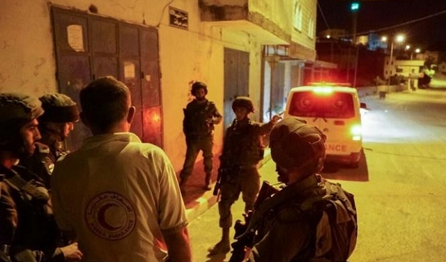 جرحى بمواجهات بالضفة والاحتلال يعتقل 15 فلسطينيا