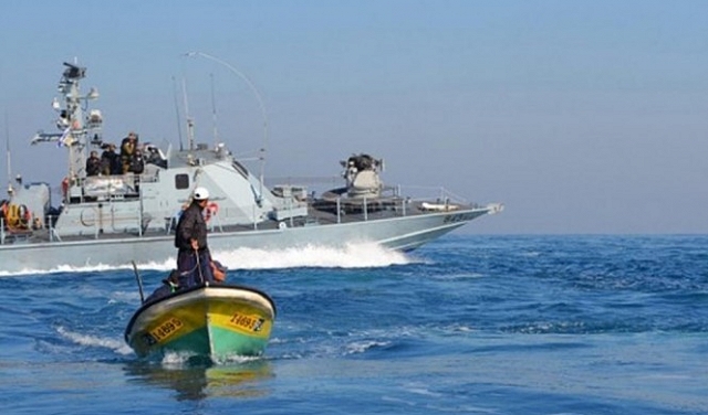 بحرية الاحتلال تعتقل 4 صيادين ببحر غزة