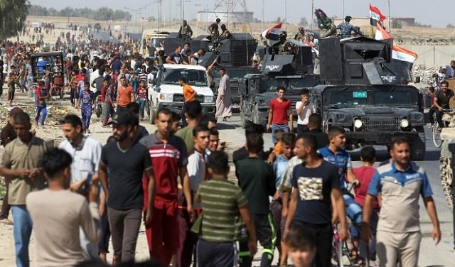 القوات العراقية تسيطر على كركوك وحقول نفطية 