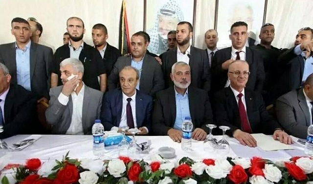 أسباب تخلي حماس عن السلطة بغزة وتداعياتها