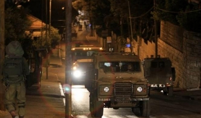الاحتلال يعتقل 15 فلسطينيا بالضفة والقدس ويضبط أسلحة