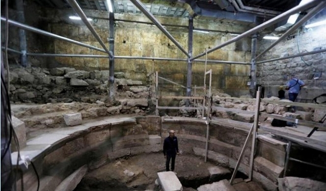 القدس: العثور على مدرج روماني أثري قرب الأقصى