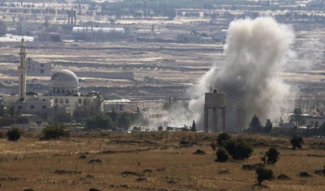 الجيش الإسرائيلي يقصف بسورية إثر سقوط قذيفة بالجولان المحتل