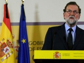 مدريد تعلق الحكم الذاتي لكاتالونيا وتقيل الحكومة