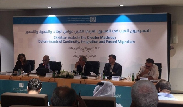 الدوحة: المركز العربي يناقش عوامل بقاء وهجرة وتهجير المسيحيين العرب