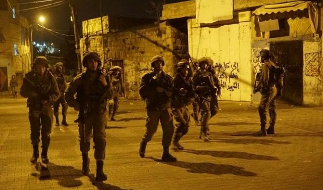 الاحتلال يعتقل 6 فلسطينيين بالضفة