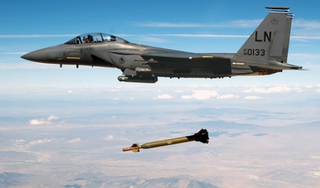 رئيس CIA السابق: يجب بيع إسرائيل قنابل فتاكة لردع إيران