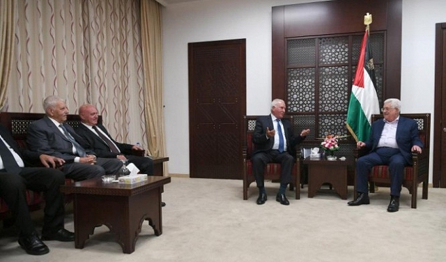 لجنة الوفاق تجتمع الرئيس الفلسطيني في رام الله