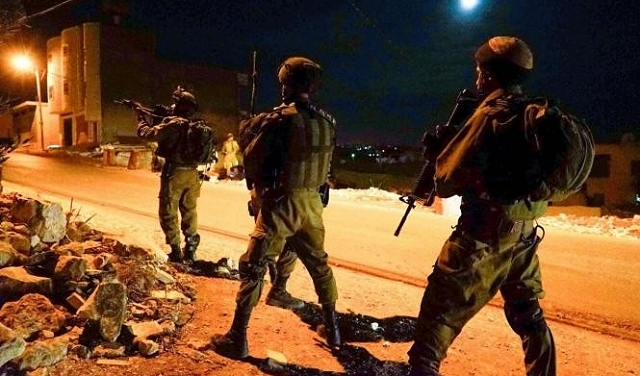 الاحتلال يعتقل 9 فلسطينيين بينهم قيادي في حماس