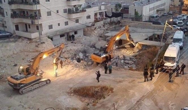 تقرير: الاحتلال هدم 15 منزلا وأخطر 163 آخر بالقدس