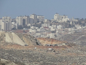 مخطط إسرائيلي لتهجير المئات من كفر عقب بالقدس المحتلة