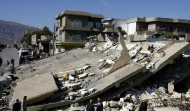 إيران: ضحايا الزلزال يتجاوزون 420 وأعمال الإغاثة مستمرة