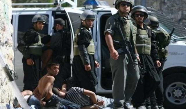 الاحتلال يعتقل أكثر من 400 طفل فلسطيني بالسجون  