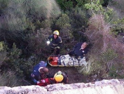 حيفا: إنقاذ شاب سقط من علو 6 أمتار