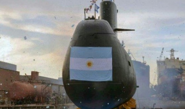 تقرير رسمي يؤكد أن انفجارا تسبب بفقدان الغواصة الأرجنتينية