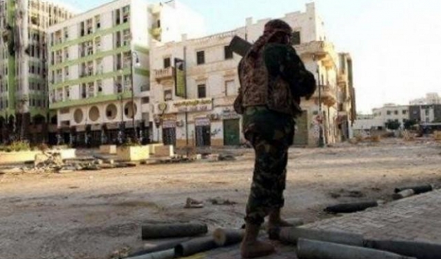ليبيا.. مقتل ثلاثة أمنيين باشتباكات مع مسلحين