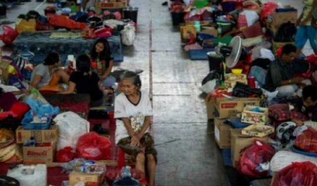 أندونيسيا: مصرع 19 شخصا في فيضانات وانهيارات أرضية