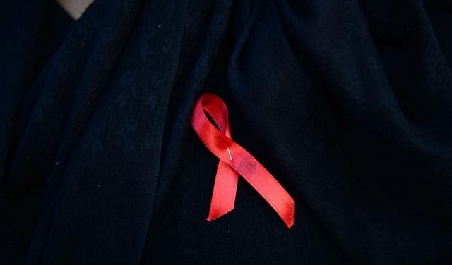 18 إصابة بفيروس الإيدز كل ساعة بين المراهقين