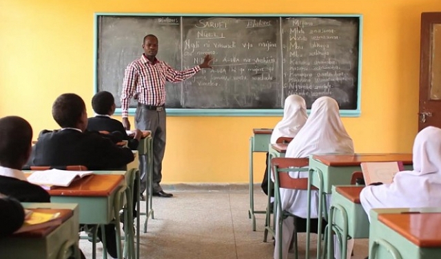 الشرطة الكينية تغلق مدرسة إسلامية بذريعة 