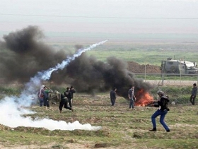 "غازٌ مجهول" في قمع الاحتلال لاحتجاجات الفلسطينيين