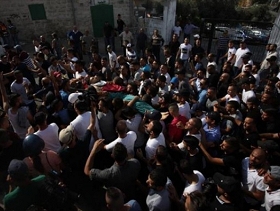 تشييع فلسطيني بغزة استشهد متأثرا بجراحه
