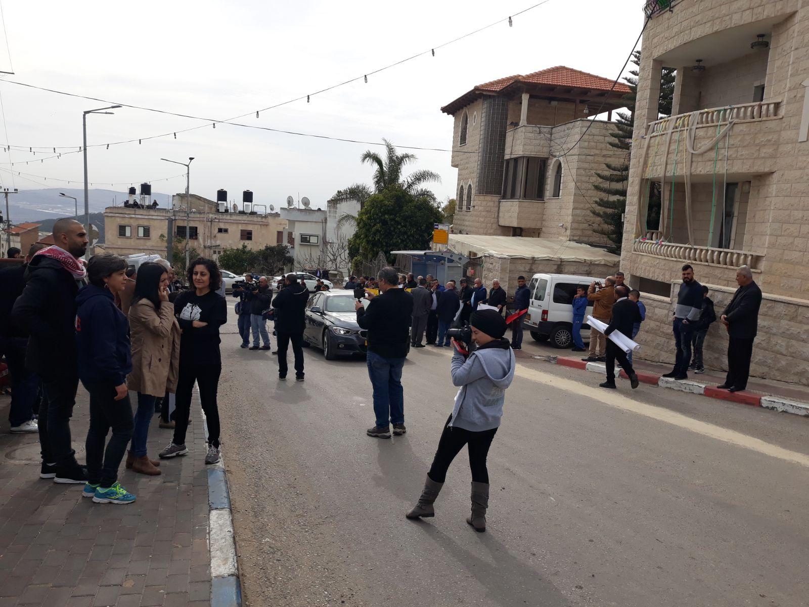  بركة: يتحتّم على فلسطينيي الداخل استقبال نتنياهو   بالصرامي على وجهه   2017122812192313