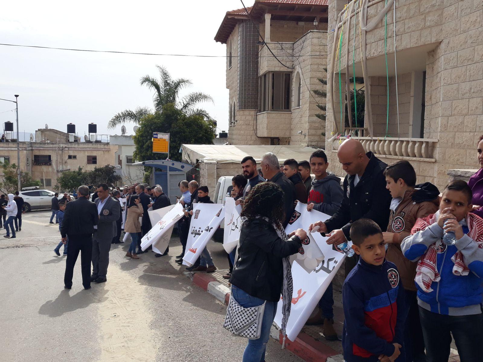  بركة: يتحتّم على فلسطينيي الداخل استقبال نتنياهو   بالصرامي على وجهه   2017122812295656