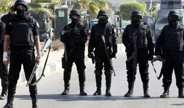 أحكام بإعدام 10 بمصر خططوا لتفجير القصر الرئاسي