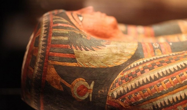 3 أجزاء لمومياوات فرعونية سُرقت منذ 100 عام تعود إلى مصر