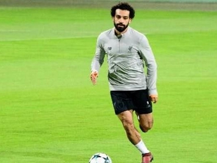 هل يفوز المصري محمد صلاح بجائزة أفضل لاعب أفريقي؟