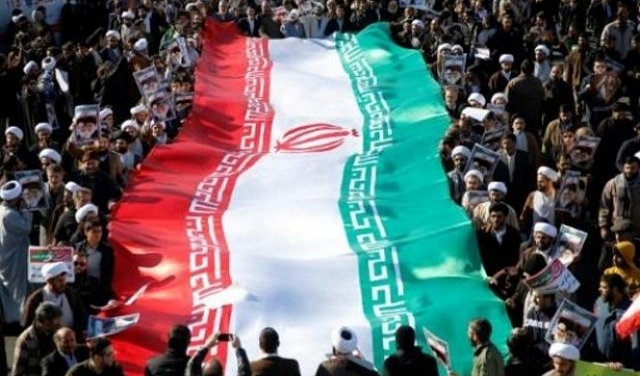 مسيرات مؤيدة للنظام بإيران مع إعلان انتهاء الاحتجاجات 