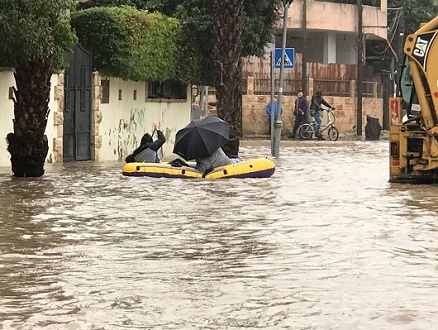 قلنسوة: مياه الأمطار الغزيرة تغمر الشوارع