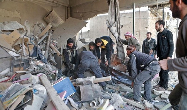 مقتل 17 مدنيا بقصف للنظام وروسيا على الغوطة الشرقية  