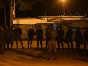 الاحتلال يعتقل 17 فلسطينيا ويواصل إغلاق كرم أبو سالم 