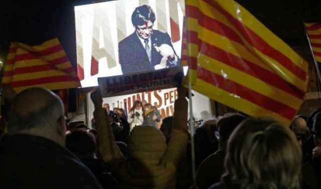 كاتالونيا: أبرز حزبين استقلاليين يتفقان على انتخاب بوغديمونت رئيسا