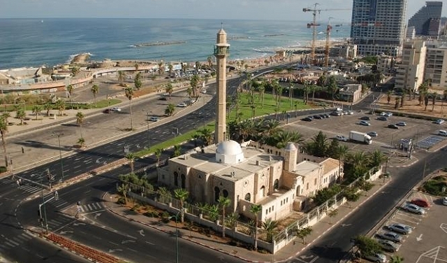 الزبارقة يدين الاعتداء العنصري على مسجد حسن بيك في يافا