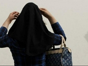 اعتقال 29 إيرانية تظاهرن ضد فرض الحجاب