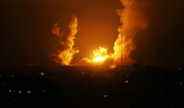 الاحتلال يقصف موقعين لحماس جنوبي قطاع غزة