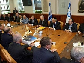 استطلاعان: نصف الإسرائيليين يؤيدون استقالة نتنياهو والليكود الأكثر شعبية