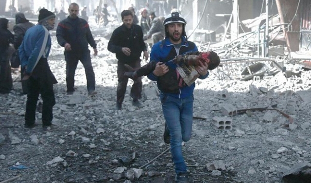 النظام يواصل قصف الغوطة الشرقية ويقتل 250 مدنيا