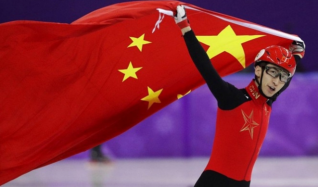 أولمبياد 2018: داجينغ يمنح الصين أول ذهبية بالتزلج السريع