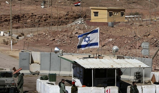 مطالبة السيسي وقف التشويش على الشبكات الخليوية الإسرائيلية