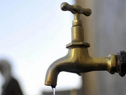 تلوث مياه الشرب بالإسكندرية يثير جدلا بين المصريين