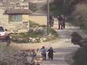 توثيق: الاحتلال يستهدف زوجين فلسطينيين وطفلهما الرضيع بقنبلة غاز